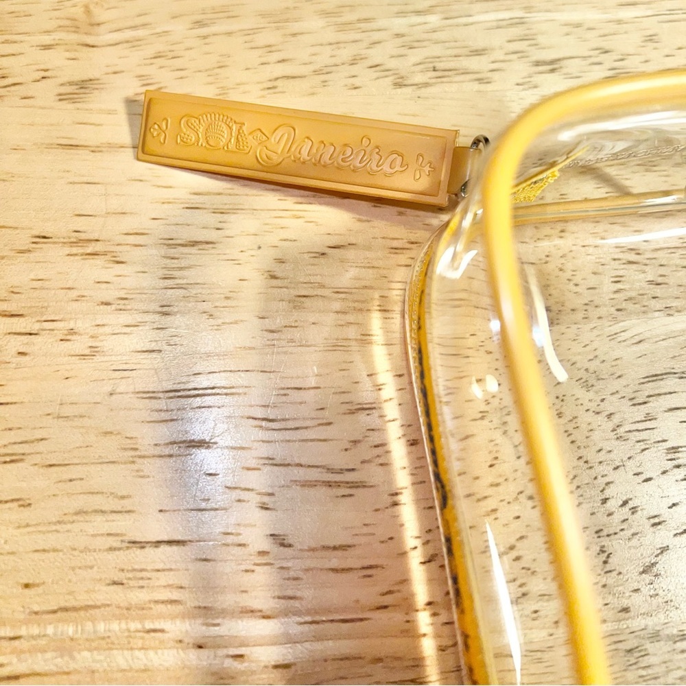 🎀2/25🎀 NWT Sol De Janeiro: Yellow Water Proof Zip Up Logo Travel Bag - Picture 3 of 5